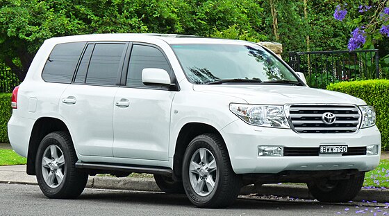 Toyota Landcruiser 200 Series bash plates by RHS