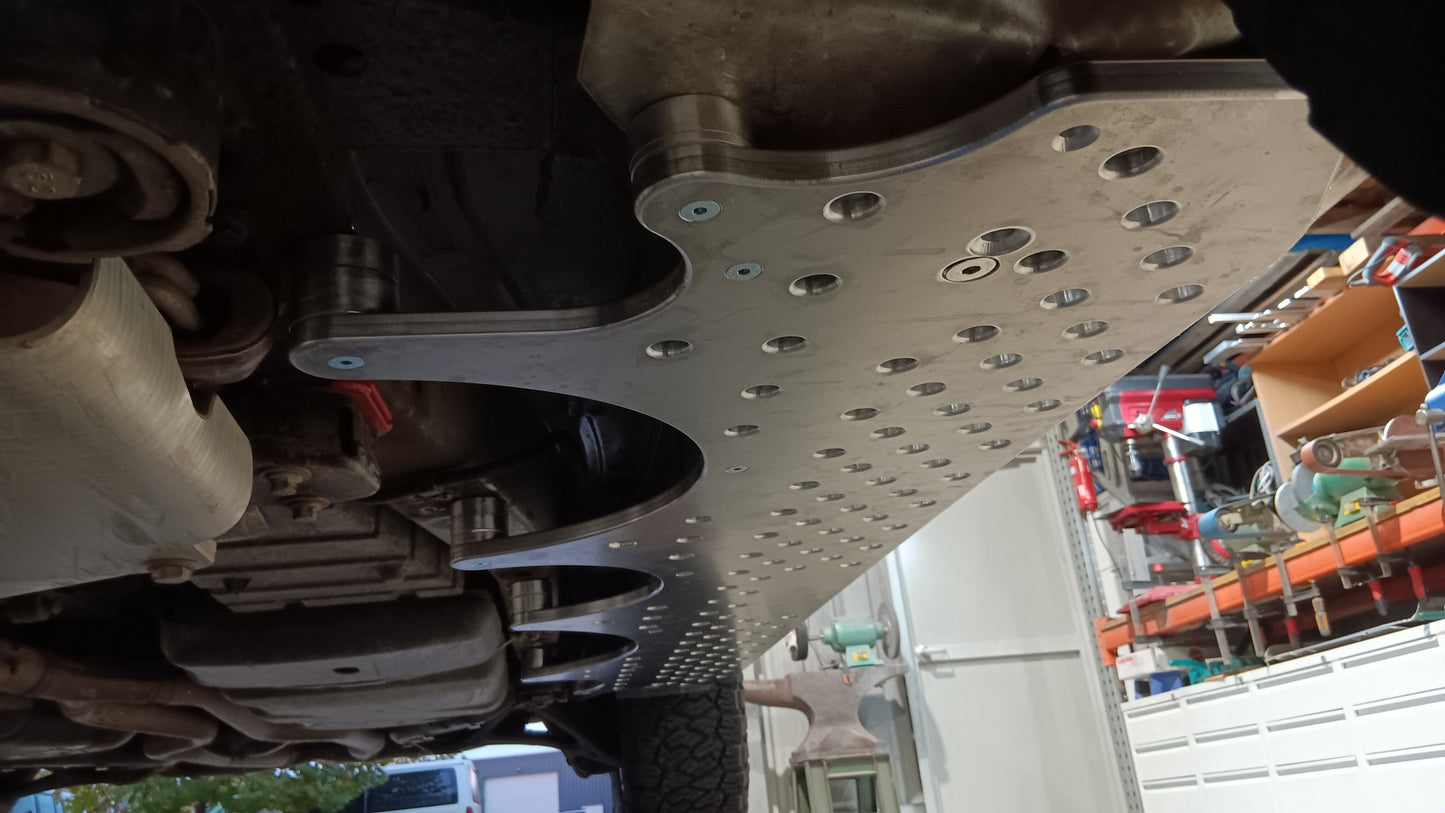 Porsche Cayenne rock sliders by RHS