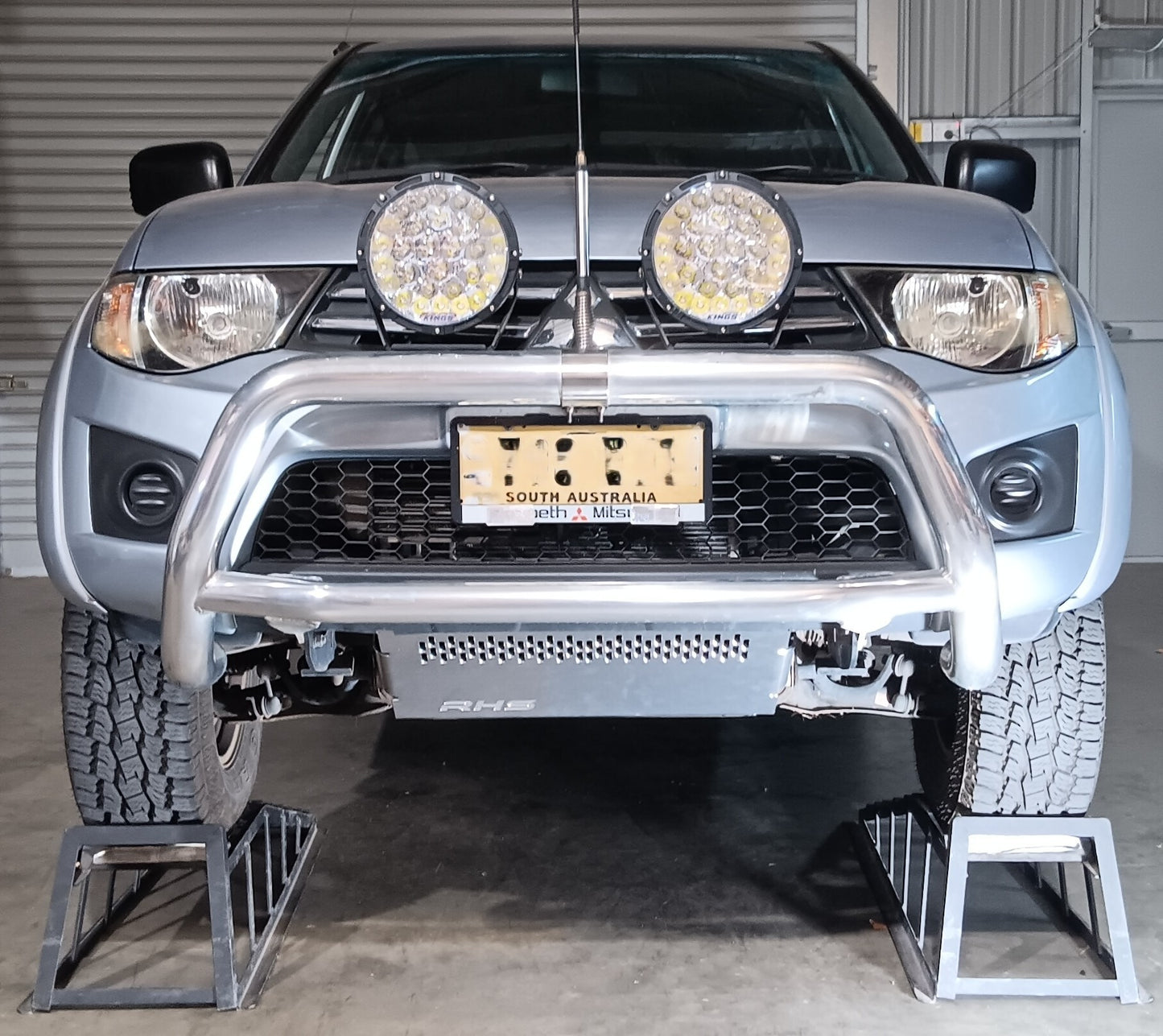 Mitsubishi Triton KA KB bash plates by RHS