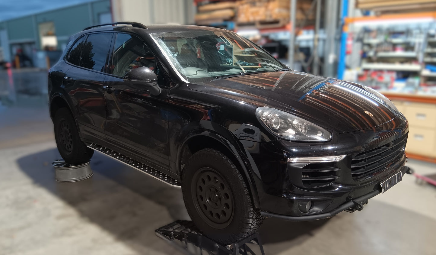 Porsche Cayenne rock sliders by RHS