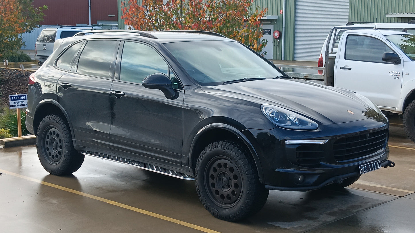 Porsche Cayenne rock sliders by RHS